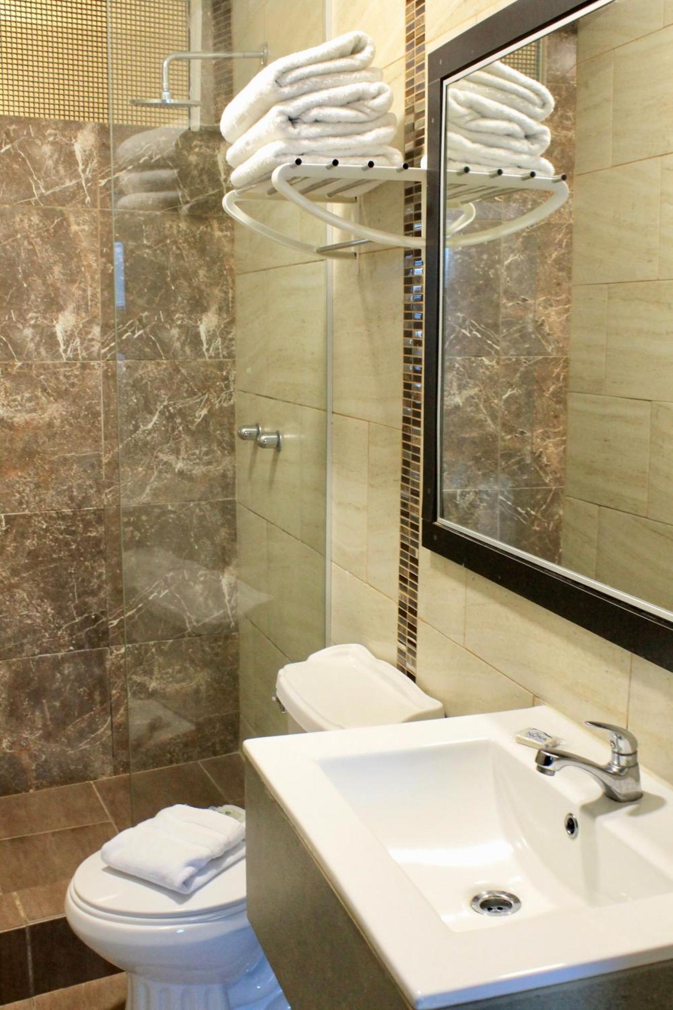 Hotel Presidente Internacional Гуаякиль Экстерьер фото